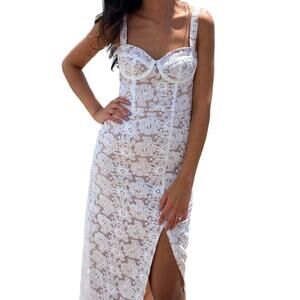 Anthropologie HUTCH Coquette Beach Formal Slim Lace Bridal Boned Midi runs small